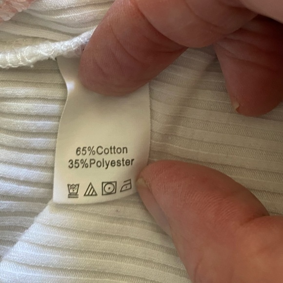 Romwe White Pink Trim Butterfly Notch Neck Tee Small - Picture 9 of 10